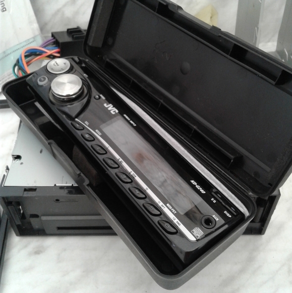 JVC KD-G240 Car Stereo W/Manual Remote Wiring Harness Detachable faceplate - Picture 3 of 6